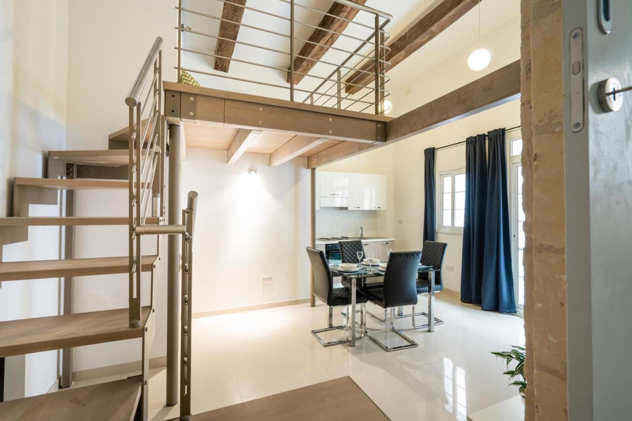Charming Valletta 1 Bedroom Apartment Off Republic Street Sleeps 4 Exterior photo