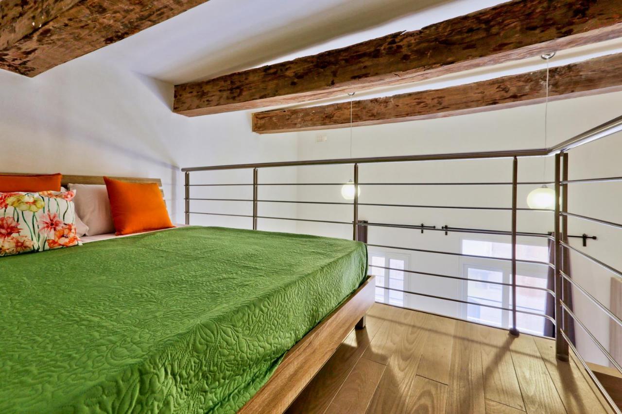 Charming Valletta 1 Bedroom Apartment Off Republic Street Sleeps 4 Exterior photo